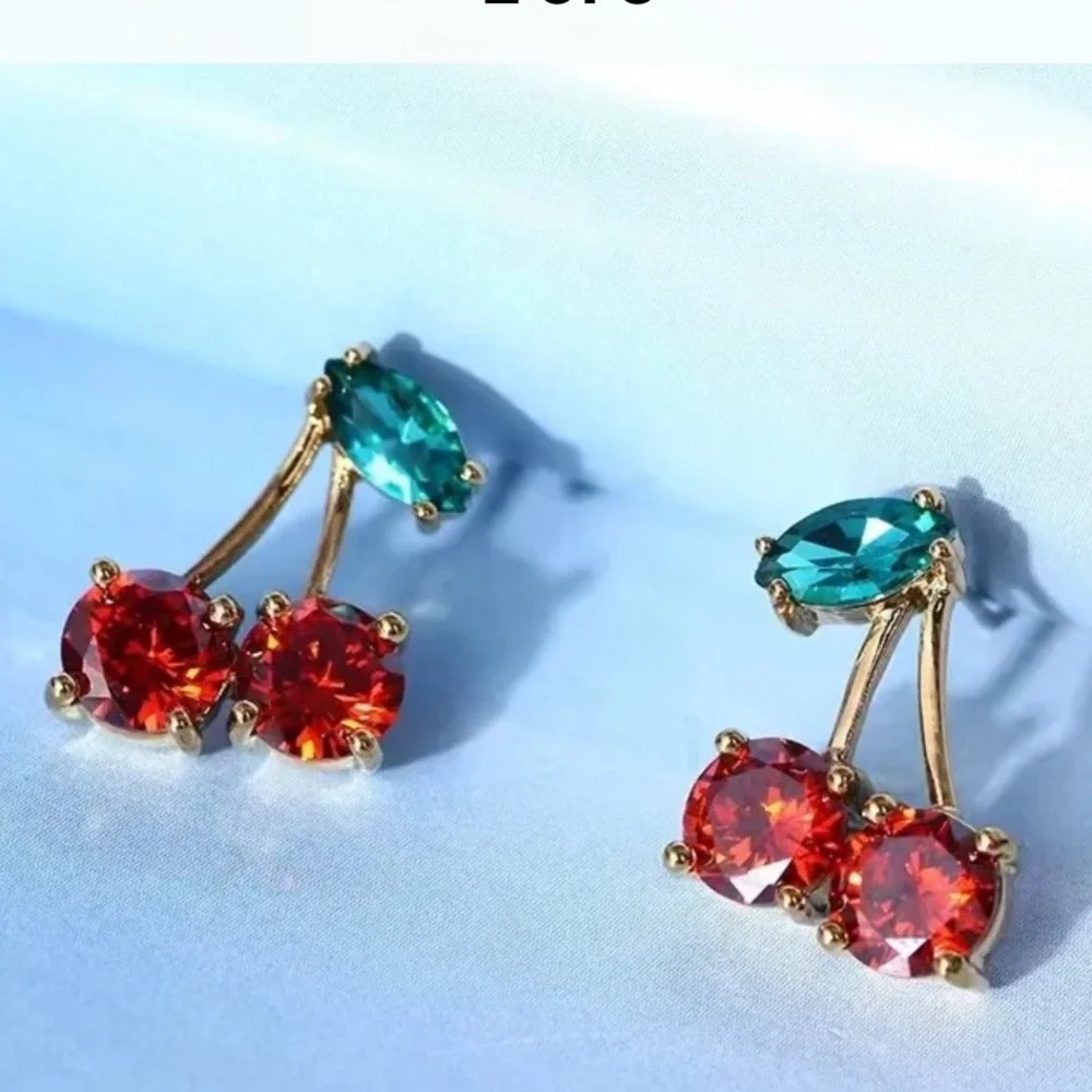 Kate Spade Ma Cherie cherry stud yellow gold earrings NEW - Picture 2 of 3